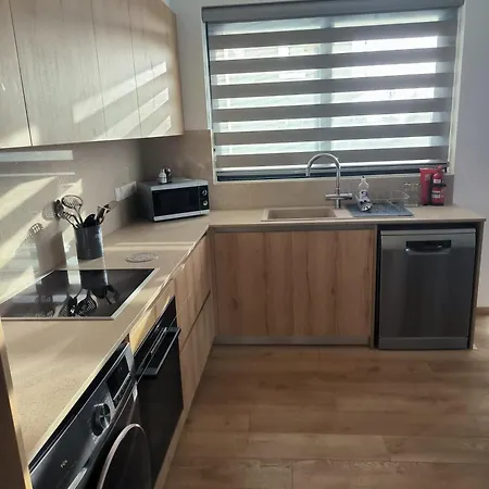 2 Bedroom Brand New Mc Kenzie 2 Minute To The Mc Kenzie Lejlighed Larnaca